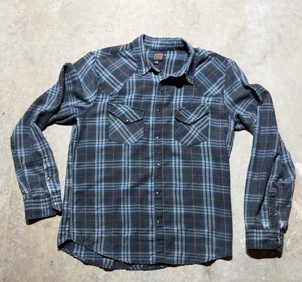 Volcom Jeans Men's Long Sleeve Plaid Western Snap-Button Flannel Shirt